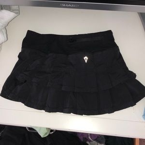 Ivivva black tennis skirt (shorts built in)